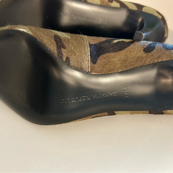 Banana Republic mid heels pumps - Picture 5 of 6
